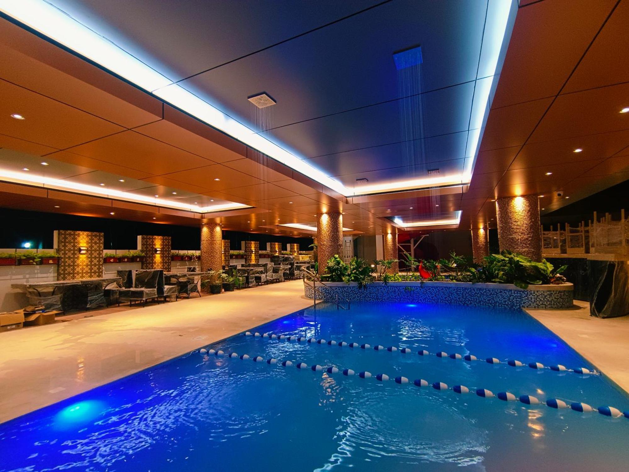 טוגגראו סיטי Hotel Carmelita מראה חיצוני תמונה